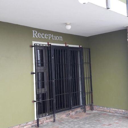 Jessma Bed And Breakfast Уолфиш-Бей Экстерьер фото
